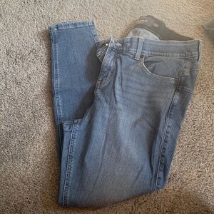 Torrid bombshell skinny jeans